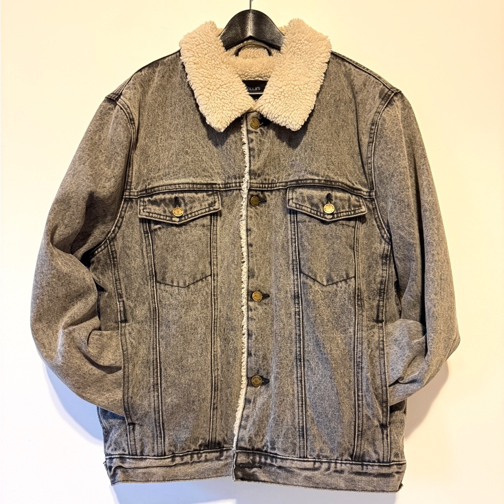 ROLLA’S  Men’s Grey Sherpa Denim Jacket. Hardly worn.